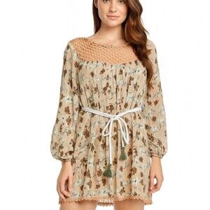 POL brand blouse. Balloon sleeves with rope belt SZ SM floral rope crochet top